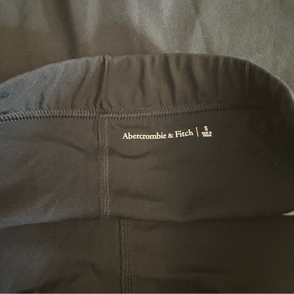 Abercrombie Black Skort - Picture 4 of 5